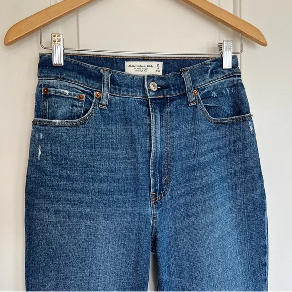 Abercrombie & Fitch curve love ultra high rise the ankle straight jean Size 27 - Picture 3 of 9